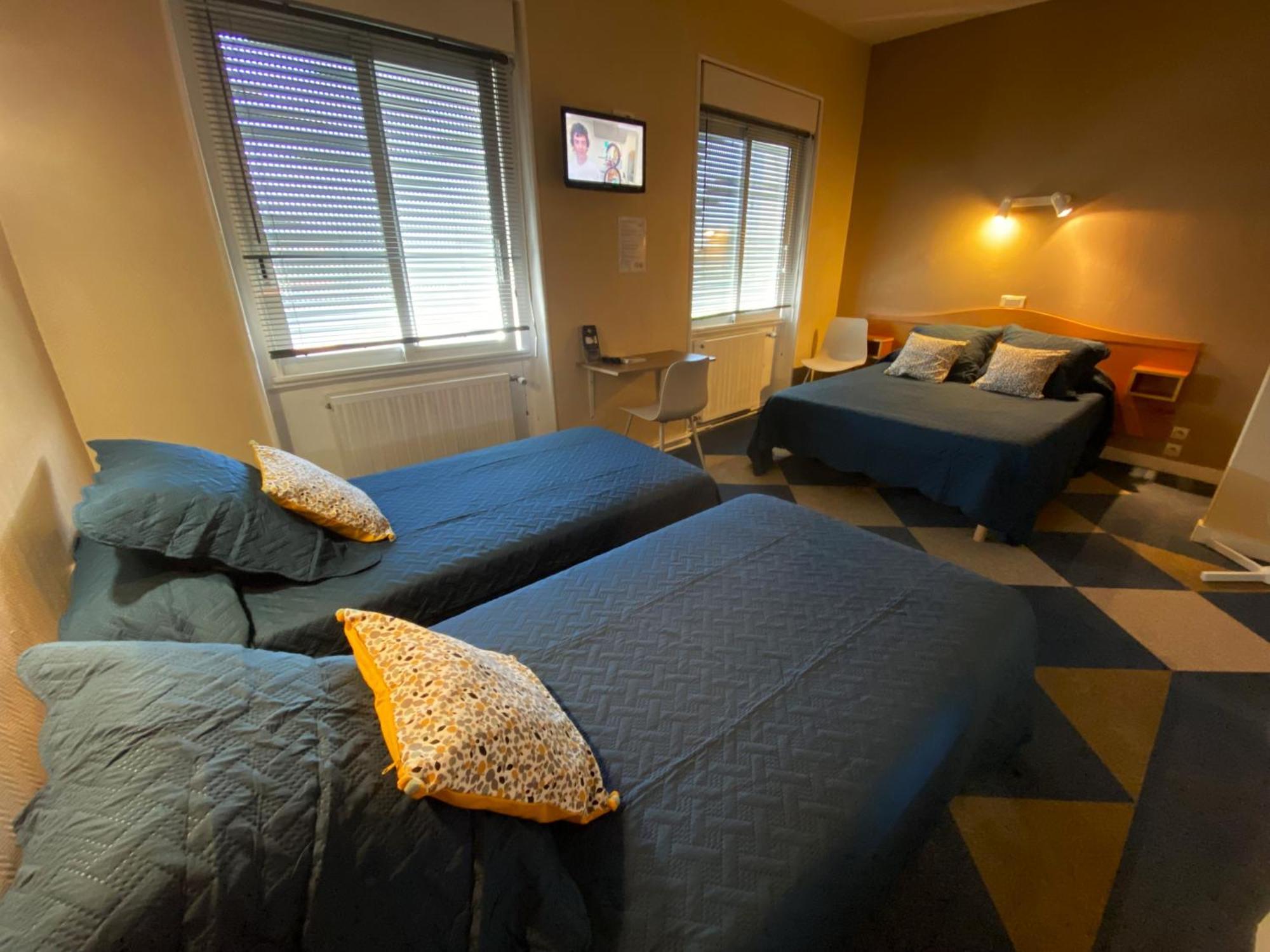 Hotel Le Pasteur Роаян Екстериор снимка